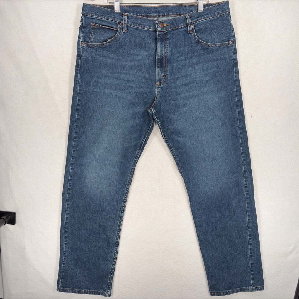 Wrangler Premium Quality Comfort Guaranteed Jeans 36x32 Medium Wash 1097FXWXD